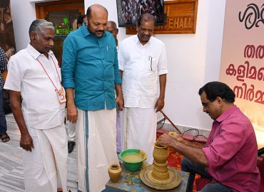 New technologies should be used, including in the field of pottery making.